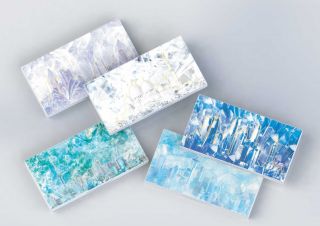 Crystal facets
